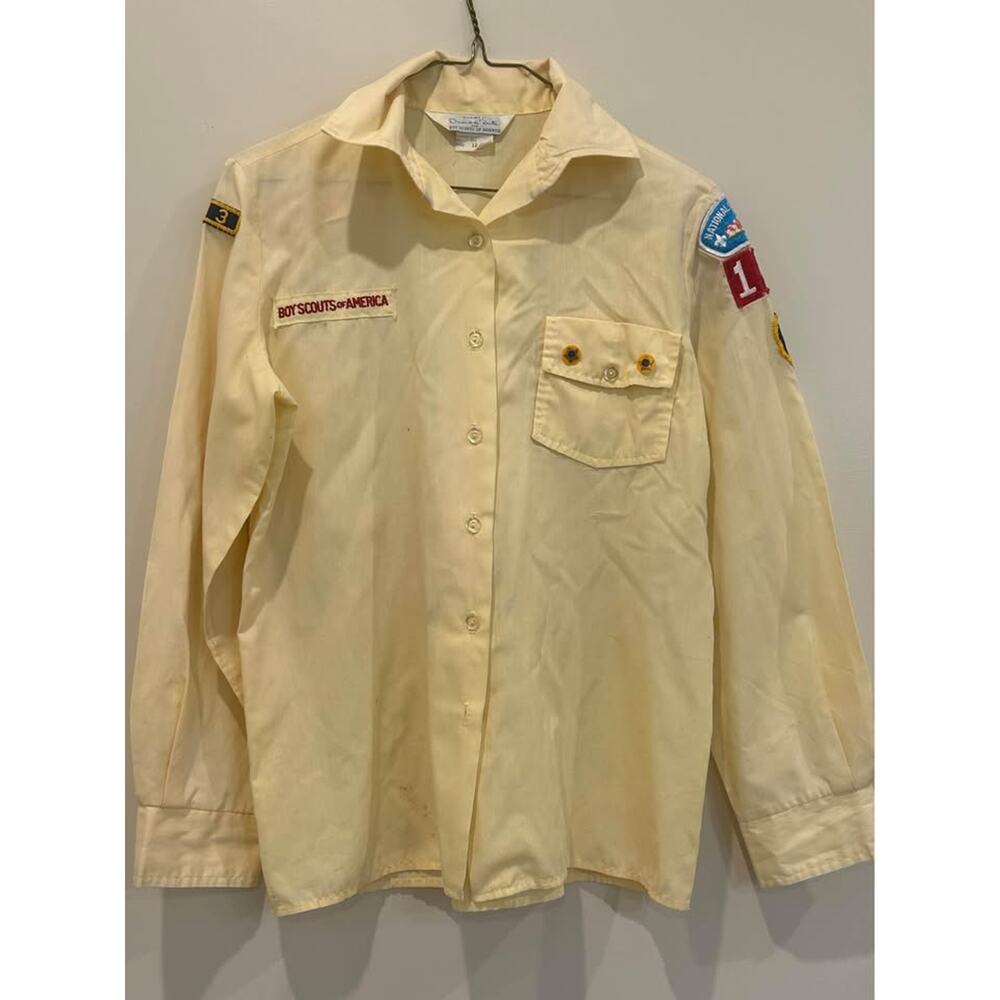 Vintage Boys Scouts of America uniform/button up. DC patches! Size 12 small/M